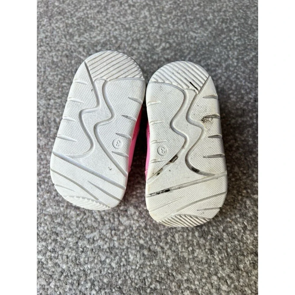Carter's Girls Pink Butterfly Sneakers Size 3‎ Toddler Hook and Loop